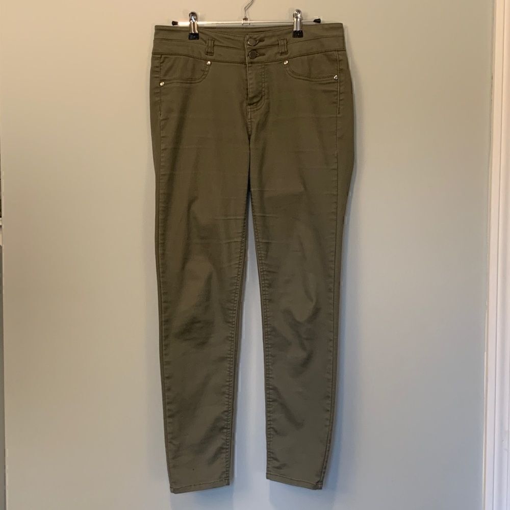 Sage Green Fire Los Angeles Pants
